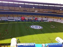 Imagen del partido. Tomada de @LeonesNegrosCF. ESPECIAL /