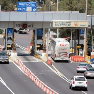 El Senado pide investigar adjudicación de tarjetas IAVE