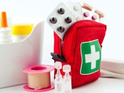 Analgésicos como las aspirinas, paracetamol e ibuprofeno no deben faltar en el botiquín. ESPECIAL /