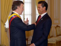 Enrique Peña Nieto felicita al mandatario colombiano a través de su cuenta de Twitter. NTX /