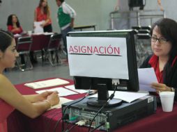 Acudieron en primer término los sustentantes normalistas por orden de prelación, conforme al puntaje obtenido en el examen. ESPECIAL /