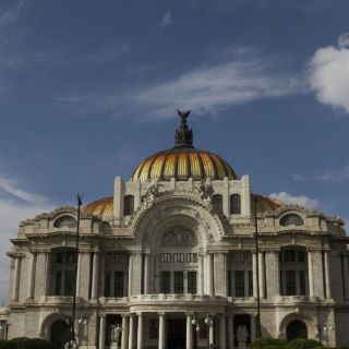 Con surrealista presentación, Mummenschanz brilla en Bellas Artes