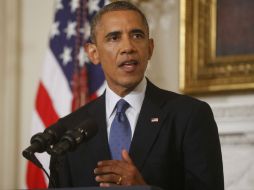 Barack Obama aborda en su discurso sabatino su justificación para autorizar ataques aéreos en Iraq. AP /