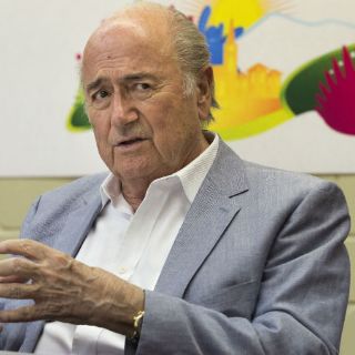 Rétenme en las elecciones: Joseph Blatter
