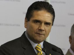 Aureoles recuerda que en la Cámara de Diputados está congelada una minuta con una Ley de Salarios Máximos para Funcionarios. ARCHIVO /