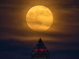 La NASA compartió una foto donde menciona que la Luna está un 14 por ciento más cerca de la Tierra. TOMADA DE @NASA.  /