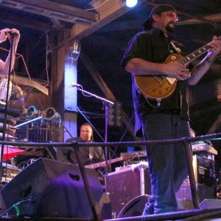 Steven Seagal ofrece un concierto en Crimea