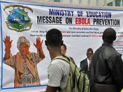 Una vacuna contra el virus del ébola podría ser sometida a pruebas clínicas en septiembre próximo. AP /