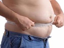 Sin darnos cuenta, nosotros mismos podemos sabotear nuestros planes para reducir medidas. ARCHIVO /