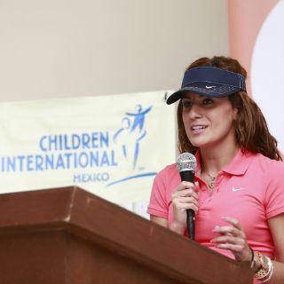 Paola Espinosa tiene como objetivo Río 2016