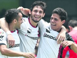 Tridente feliz. (De izquierda a derecha) Maikon Leite, Luis Neri Caballero y Alfonso González celebran el tanto de este último. MEXSPORT /