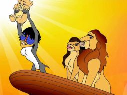 Kris Jenner aparece como 'Rafiki', presentando a su nieta al mundo. ESPECIAL /