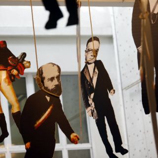 Exposición en Santiago abre festejos por cien años de Nicanor Parra