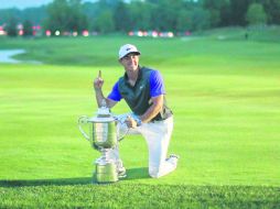 En la cima. Rory McIlroy ha ganado tres torneos de manera consecutiva, dos de ellos han sido Majors. EFE /