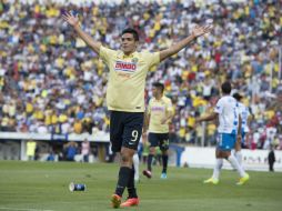 El delantero tenía planeado viajar a Madrid el próximo jueves para ser el nuevo refuerzo colchonero. ARCHIVO /