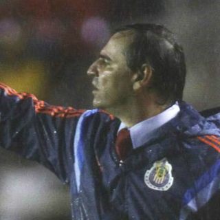 Carlos Bustos lamenta falta de contundencia en Chivas