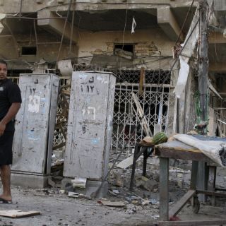 Periodistas lloran durante reporte de muertes de niños en Iraq