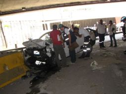 Autoridades presumen que al llegar al punto, el hombre maniobró de manera abrupta.  /