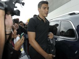 Jiménez llega al aeropuerto de la Ciudad de México. NTX /