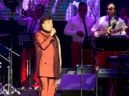 'El Divo de Juárez' regresó a los escenarios en Lima, Perú, luego de una baja de salud que lo mantuvo delicado. AP /