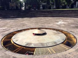 Seis rejillas de bronce ubicadas al centro de la Rotonda de las Personas Ilustres fueron robadas. SUN /