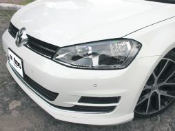 El golf luce más deportivo con la línea de accesorios que VW ofrece en su catálogo.  /