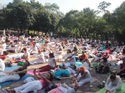 Los diferentes tipos de yoga permiten que todas las personas puedan practicarla casi en cualquier lugar. ARCHIVO /