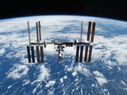 Recogerán muestras de microorganismos de una de las ventanillas de la estación para realizar su análisis. ARCHIVO /