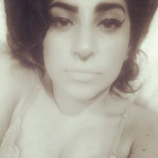 Lady Gaga hace homenaje fotográfico a Amy Winehouse