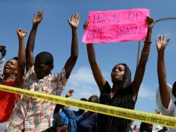 En Ferguson continúan las manifestaciones por el asesinato de un joven afroamericano el pasado 9 de agosto. ARCHIVO /