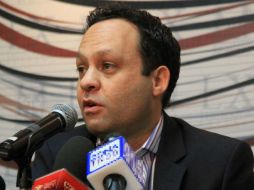 El líder de los legisladores de MC, Clemente Castañeda señaló las supuestas irregularidades de la dependencia estatal. ESPECIAL /