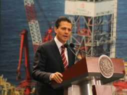 Peña subraya que la reforma energética garantiza que renta petrolera e hidrocarburos en el subsuelo son propiedad de la nación. ARCHIVO /