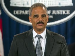 Holder se declara horrorizado por la ejecución de Foley. ''Él fue un símbolo de las cosas buenas que tiene EU'', precisa. EFE /