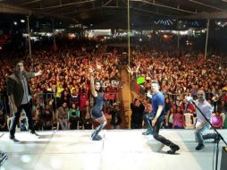 El DVD del grupo incluirá exposiciones de multiarte y algunos invitados especiales ajenos al pop.@Playalimbomusic. ESPECIAL /