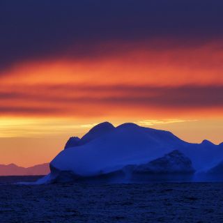 Bajo el hielo de la Antártida, un lago subterráneo lleno de microbios