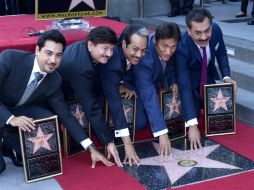 Este reconocimiento los consolida en el sitio de honor, han grabado 55 álbumes, con más de 700 temas. EFE /