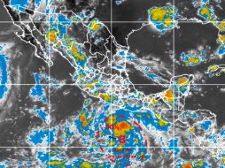El fenómeno se ubica aproximadamente a 625 kilómetros al sur de Puerto Ángel, Oaxaca. TOMADA DE @conagua_clima  /