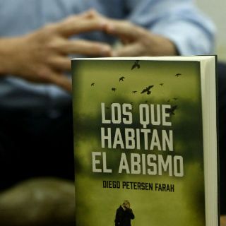 Diego Petersen presenta su primera novela en el MUSA