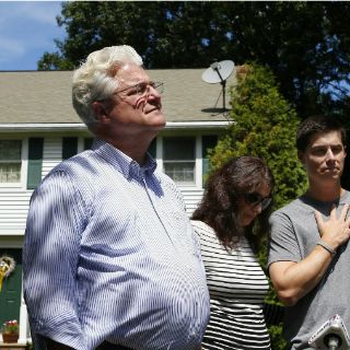 El Papa habla con familiares de James Foley