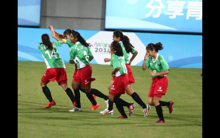 En caso de salir vencedoras de esta prueba, jugarán el próximo martes 26 la final, en busca del oro. @Conade. ESPECIAL /