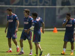 Jugadores del Guadalajara afinan la estrategia para enfrentar a Tiburones. EL INFORMADOR /