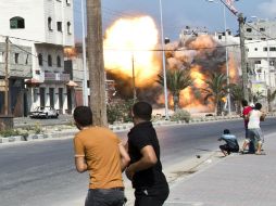 Desde principios de julio, Israel ataca la Franja de Gaza en respuesta a los primeros ataques del grupo Hamas. AFP /