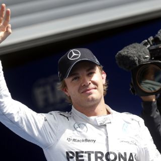 Es difícil pilotar en circuito con lluvia, estoy contento: Rosberg