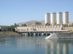 La presa de Mosul fue tomada por los combatientes yihadistas desde 2007. ARCHIVO /