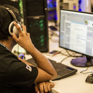 Mexicanos pasan más de tres horas al día en Internet