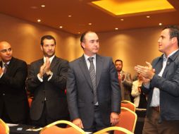 Distintos legisladores se acercaron a abrazar y besar a Villarreal y desearle mucha suerte en su nuevo rol al interior de la bancada. SUN /