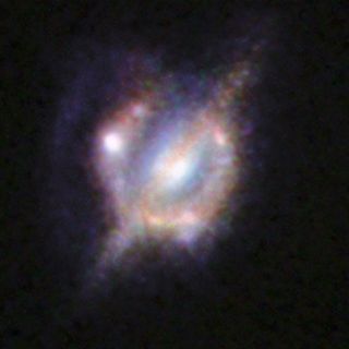 Astrónomos obtienen imagen detallada de una colisión de galaxias