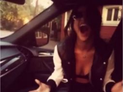 Le responde a la modelo Chrissy, que también tiene un video imitando el baile. Foto: Instagram selenagomez. ESPECIAL /