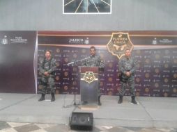 El Comisionado de Seguridad Pública, Alejandro Solorio Aréchiga, en conferencia de prensa. Foto: ‏@FiscaliaJal. ESPECIAL /