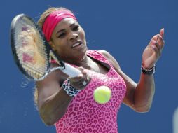 En sólo 56 minutos, Serena logró deshacerse de su rival. AFP /
